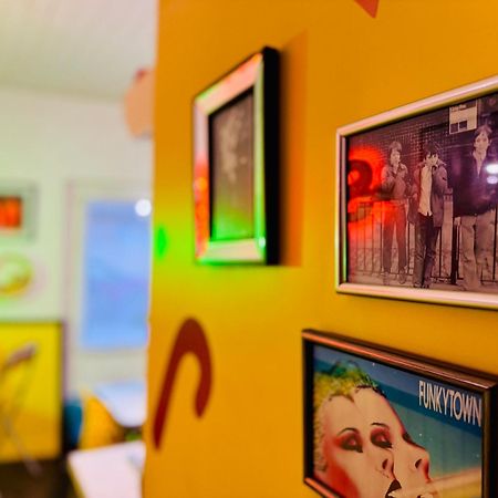 Le Cap 80 , La Suite Des Nostalgiques Chez Ivona Vacances 구장메스트라 외부 사진